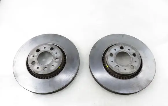Volvo V70 Front brake disc 