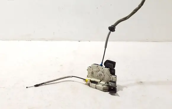 Audi A6 S6 C8 4K Front door lock 4K1837015J