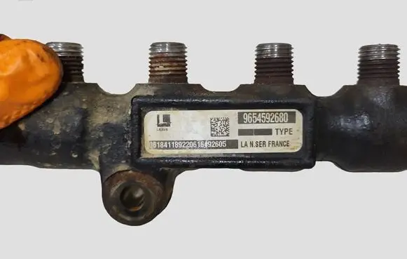 Peugeot 207 Fuel main line pipe 9654592680