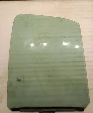 Renault Master II Front door window/glass (coupe) DOT39AS2M33 43R000464