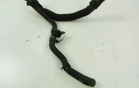 Audi A4 S4 B7 8E 8H Engine coolant pipe/hose 