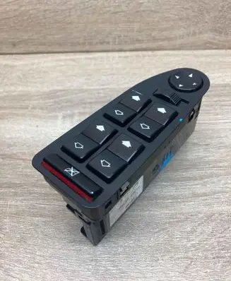 BMW 5 E39 Electric window control switch 8380646 314332