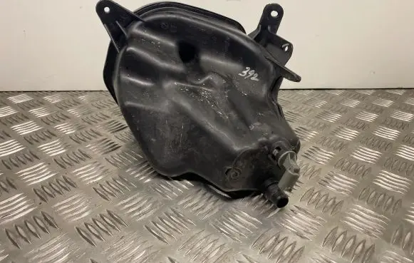 Coolant expansion tank/reservoir