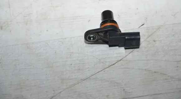 Dacia Duster II Camshaft position sensor 237318108R
