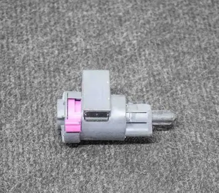 Audi Q5 SQ5 Brake pedal sensor switch 4F0945459B