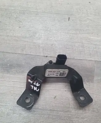 Mercedes-Benz ML AMG W164 Airbag deployment crash/impact sensor A0055421218 10171102213