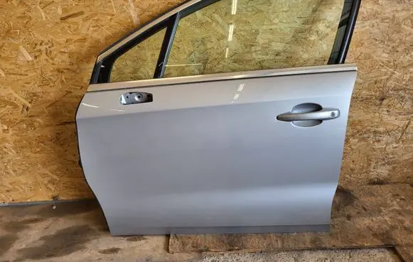 Citroen DS4 Front door