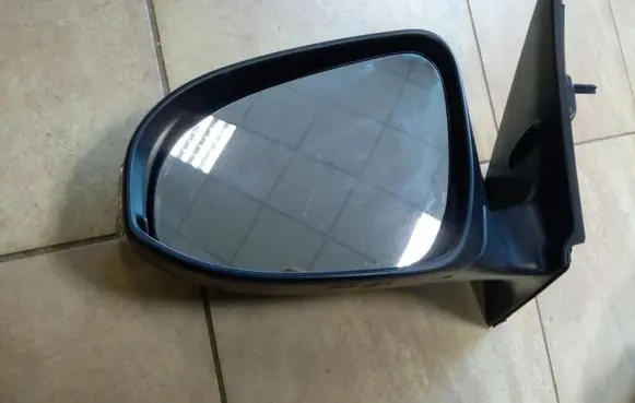 Front door electric wing mirror