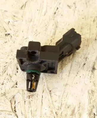 Volvo V70 Air pressure sensor 8677288 0261230090