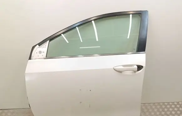 Toyota Corolla E160 E170 Front door 