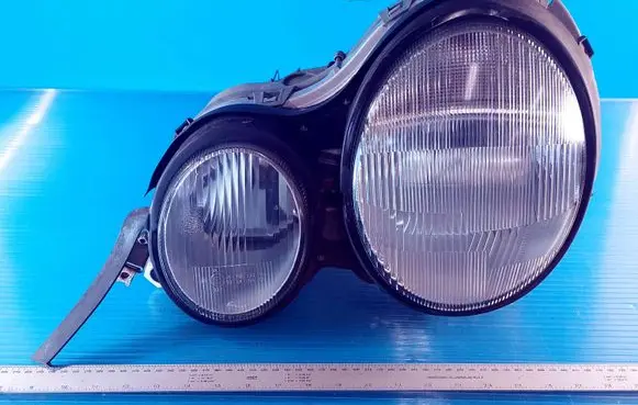 Mercedes-Benz E W210 Headlight/headlamp 14434500