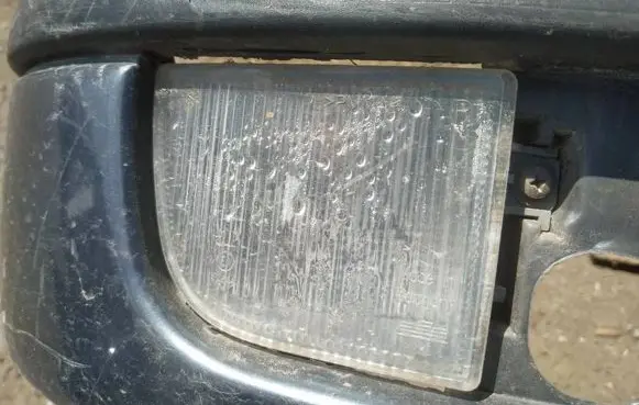 Volkswagen PASSAT B4 Front indicator light