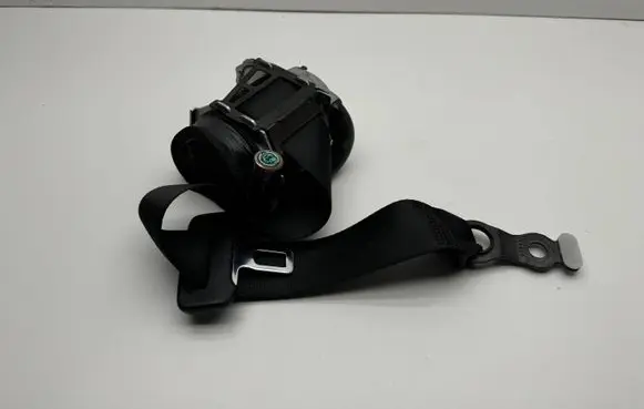 Mercedes-Benz GLC X253 C253 Rear seatbelt 34134622A