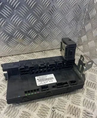 Mercedes-Benz C W203 Fuse module 5DK00848610