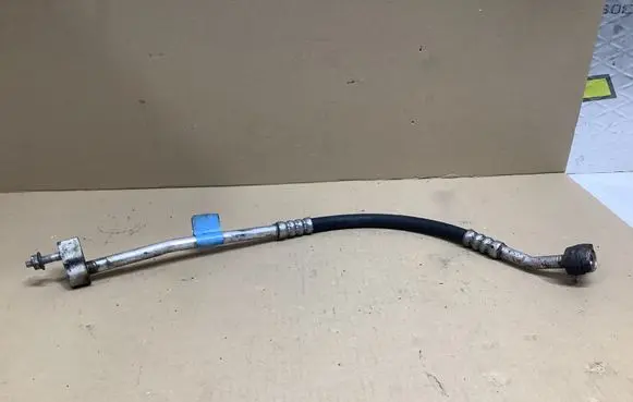 Ford Focus Air conditioning (A/C) pipe/hose F1F119D567AB