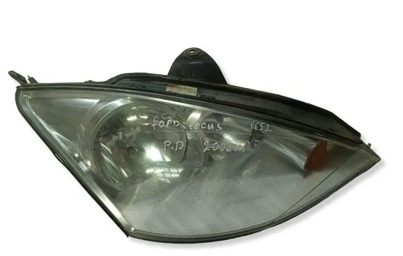 Ford Focus Headlight/headlamp 