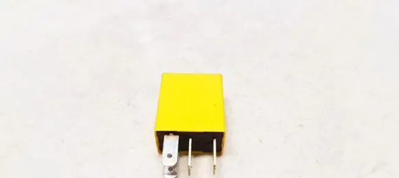 Opel Corsa C Other relay 24433728