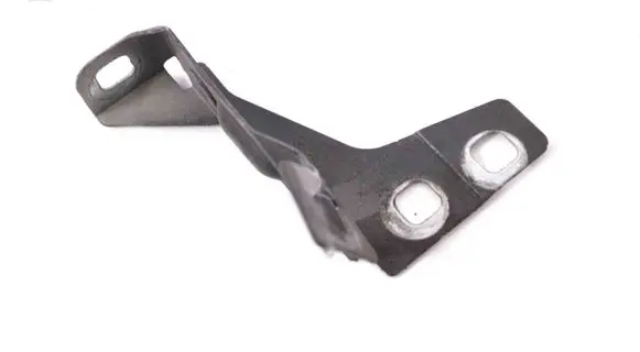 Porsche Cayenne (9PA) Fender mounting bracket 7L5805610B