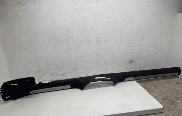 Volkswagen PASSAT B7 Front sill trim cover 3AA853370