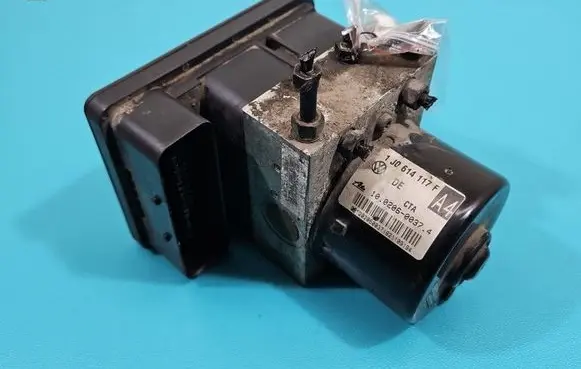 Volkswagen Golf IV ABS Pump 1C0907379J IMPRK1518138