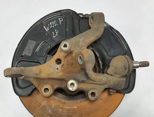 Mercedes-Benz E W212 Front wheel hub