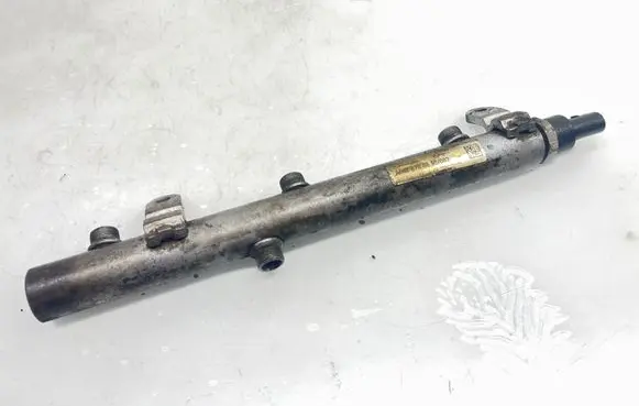Mercedes-Benz E W211 Fuel main line pipe A6420700695
