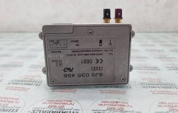 Audi A4 S4 B8 8K Aerial antenna amplifier 8J0035456