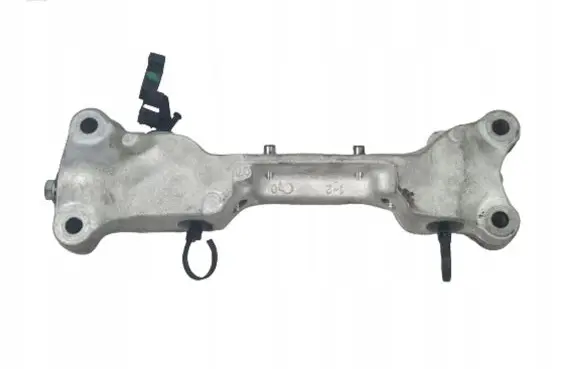 Peugeot 207 Engine mounting bracket 9654165780