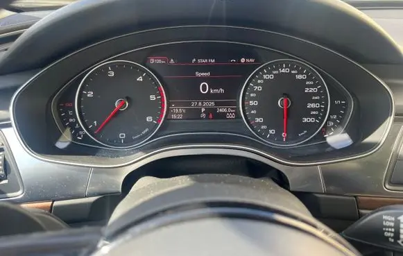 Audi A6 S6 C7 4G Speedometer (instrument cluster) 4G8920931R