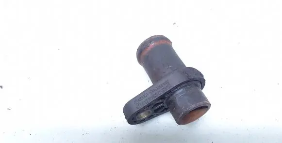 Audi A6 S6 C4 4A Engine coolant pipe/hose 074121143C