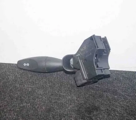 Ford Fusion Indicator stalk 1S7T13335AE