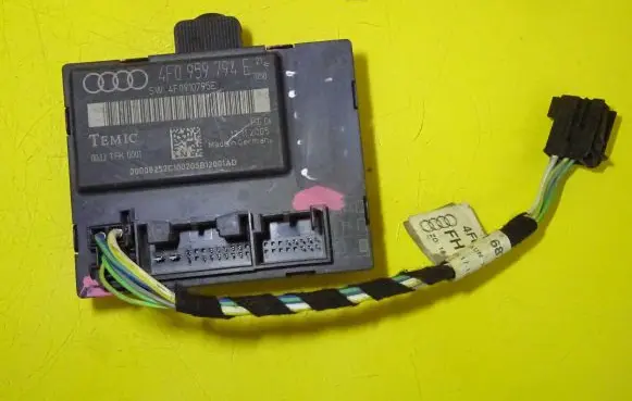 Audi A6 S6 C6 4F Door control unit/module 4F0959794E