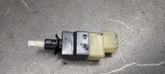 Mercedes-Benz A W169 Brake pedal sensor switch a0015456709