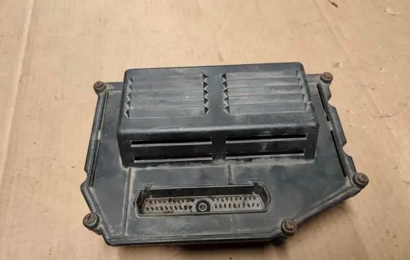 Jeep Grand Cherokee Engine control unit/module 56028011