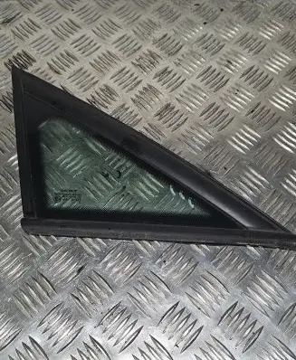 Seat Altea Front triangle window/glass e143R001057