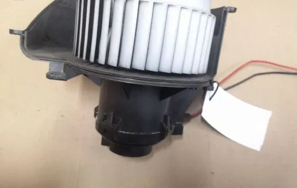 Opel Astra H Heater fan/blower 881060995 52407543 600017