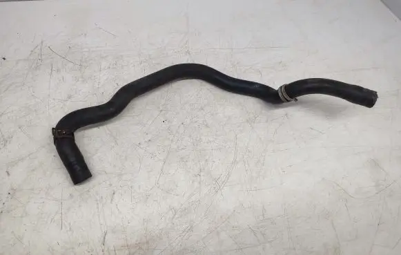 Ford Focus Coolant pipe/hose CV618C351