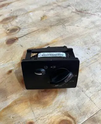 Ford Focus C-MAX Light switch 3M5T13A024JB