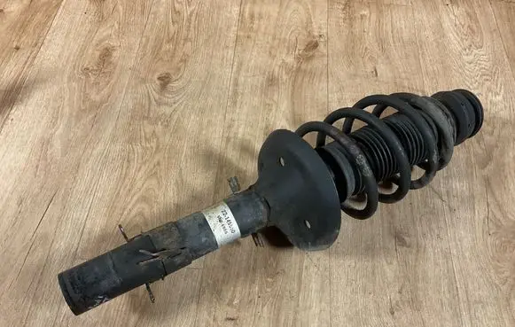 Audi TT Mk1 Front shock absorber with coil spring 22145550 VNEE555