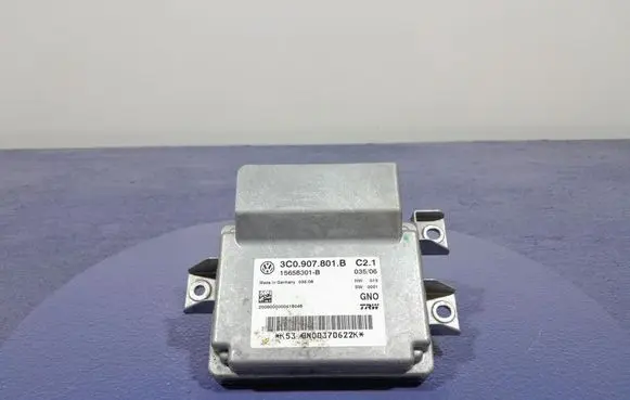 Volkswagen PASSAT B6 Other control units/modules 3C0907801B