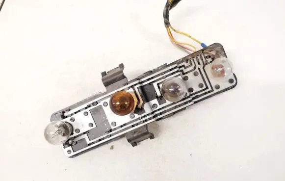 Citroen Xsara Picasso Tail light bulb cover holder