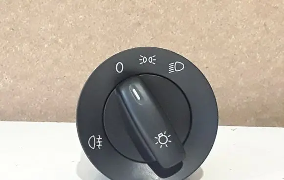 Volkswagen PASSAT B6 Light switch 1K0941431P