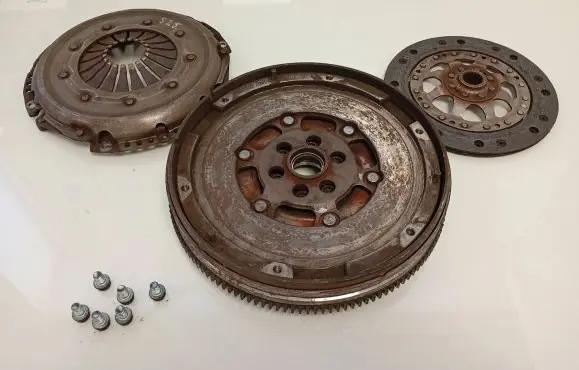 Audi A4 S4 B7 8E 8H Clutch set kit 058105263H 06B141031K 058141117B