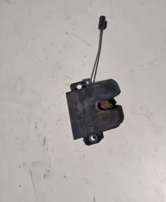 Loading door lock