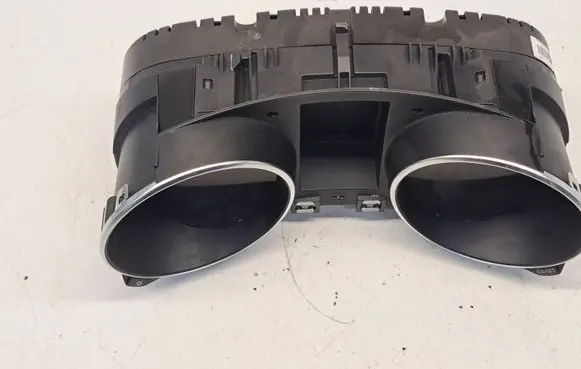 Volkswagen Golf VI Speedometer (instrument cluster) 3219792