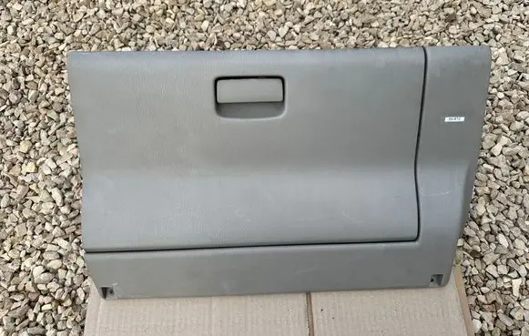 Nissan Patrol Y61 Glove box 68108VB000