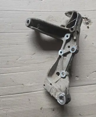 Volkswagen Golf VI Engine mounting bracket 1k0199295p