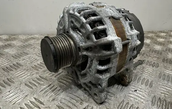 Mercedes-Benz E W212 Generator/alternator 03L903024