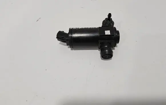 Toyota Sienna XL40 IV Windscreen/windshield washer pump 853300E031 853300E030 8533047100