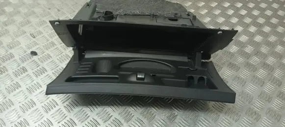 Peugeot 308 Glove box 9655993677